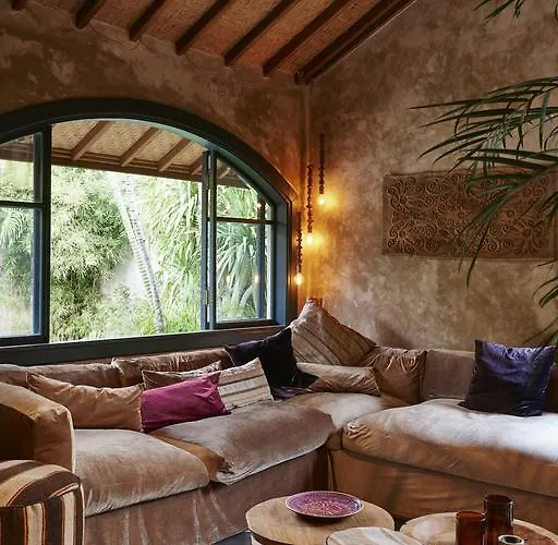 Villa The Island